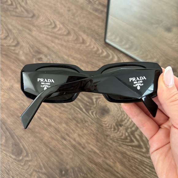 Prada Accessories - Prada black hexagon Sunglasses - 100% authentic